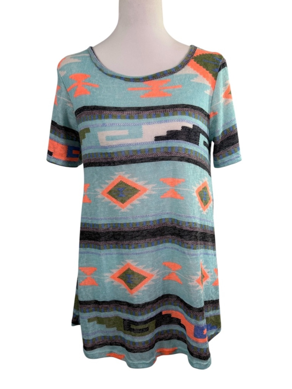 Million Bullpup Turquoise Aztec Southwestern Short Sleeve Knit Tunic Top Medium
